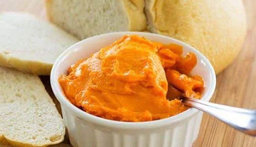 A bowl with a delicious spread for sandwiches.