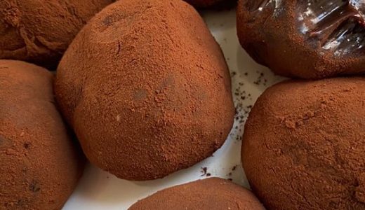 Balls with chocolate and condensed milk coated in cocoa.