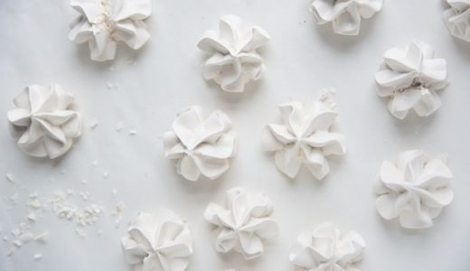 Decorative cream flowers