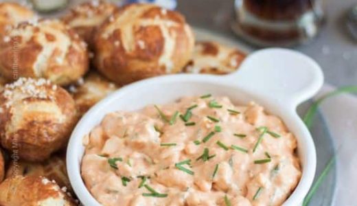 Delicious creamy spread for sandwiches with ermine.
