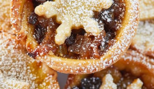 Sugared cupcakes with ground fruit and decorated with a star.