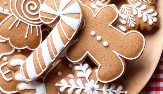 Sweet gingerbreads of various shapes, beautifully decorated.