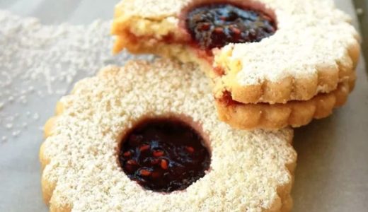 Dia Linz sweets with healthy marmalade