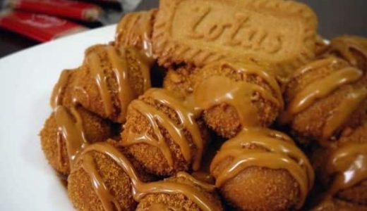 Lotus cookie balls with sugar and icing.