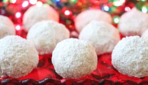 Pecan Christmas balls coated in powdered sugar.