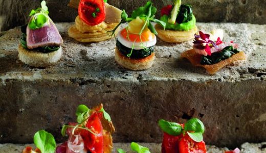 The most diverse types of sandwiches made from quality ingredients.