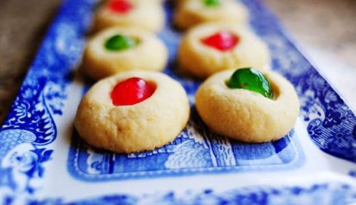 Candy filled with candied fruit
