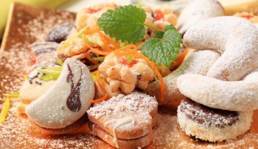 Vanilla Christmas cookies.